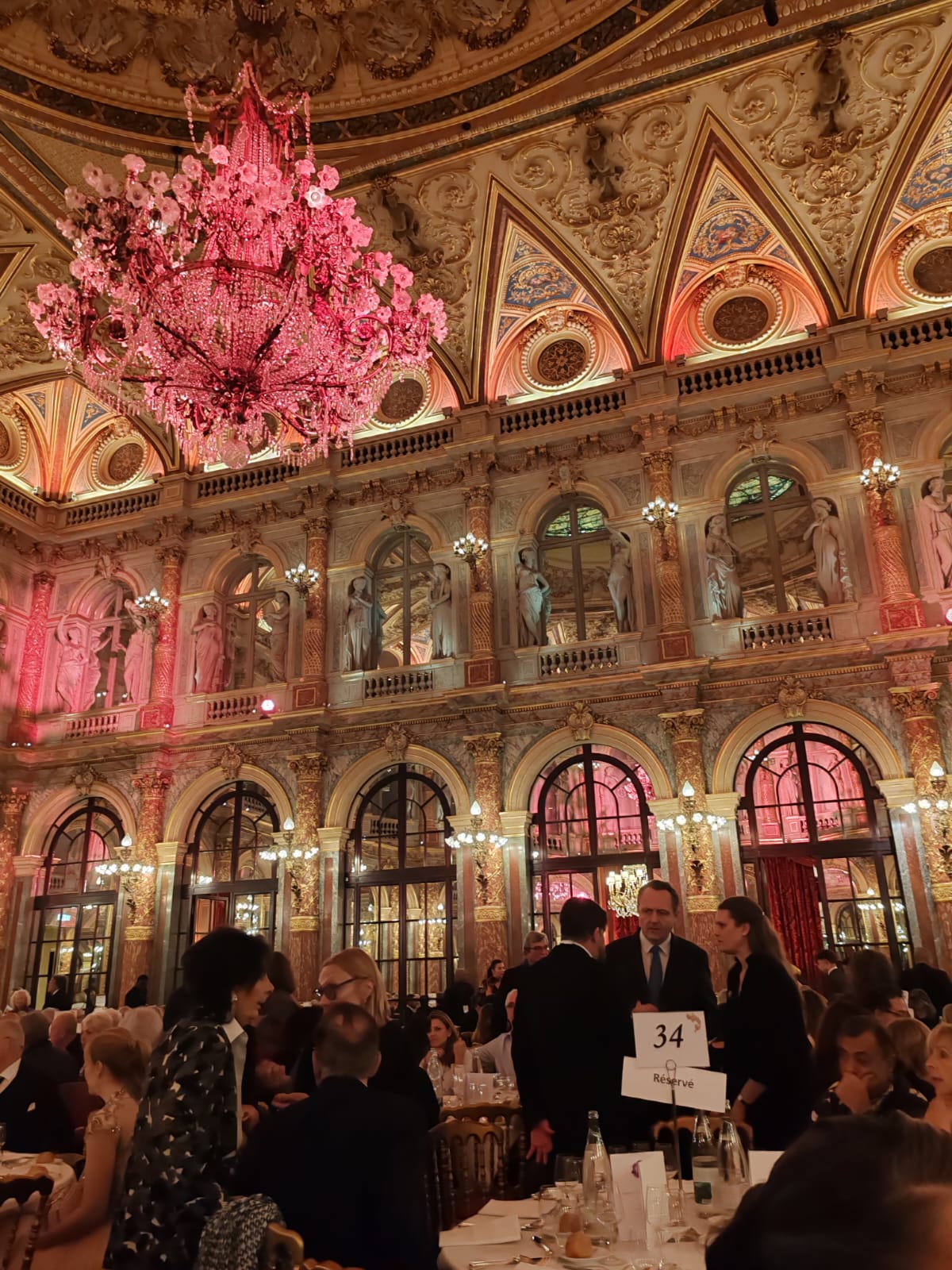 Cérémonie de remise de médaille